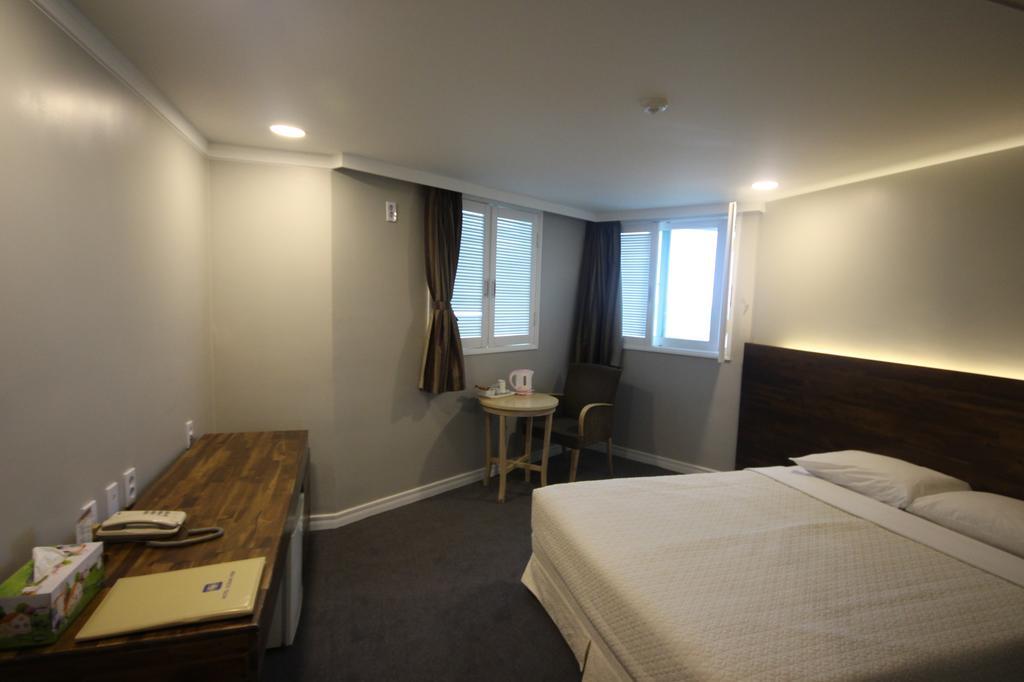 Hotel Ocean View Ilsan Ni Buitenkant foto