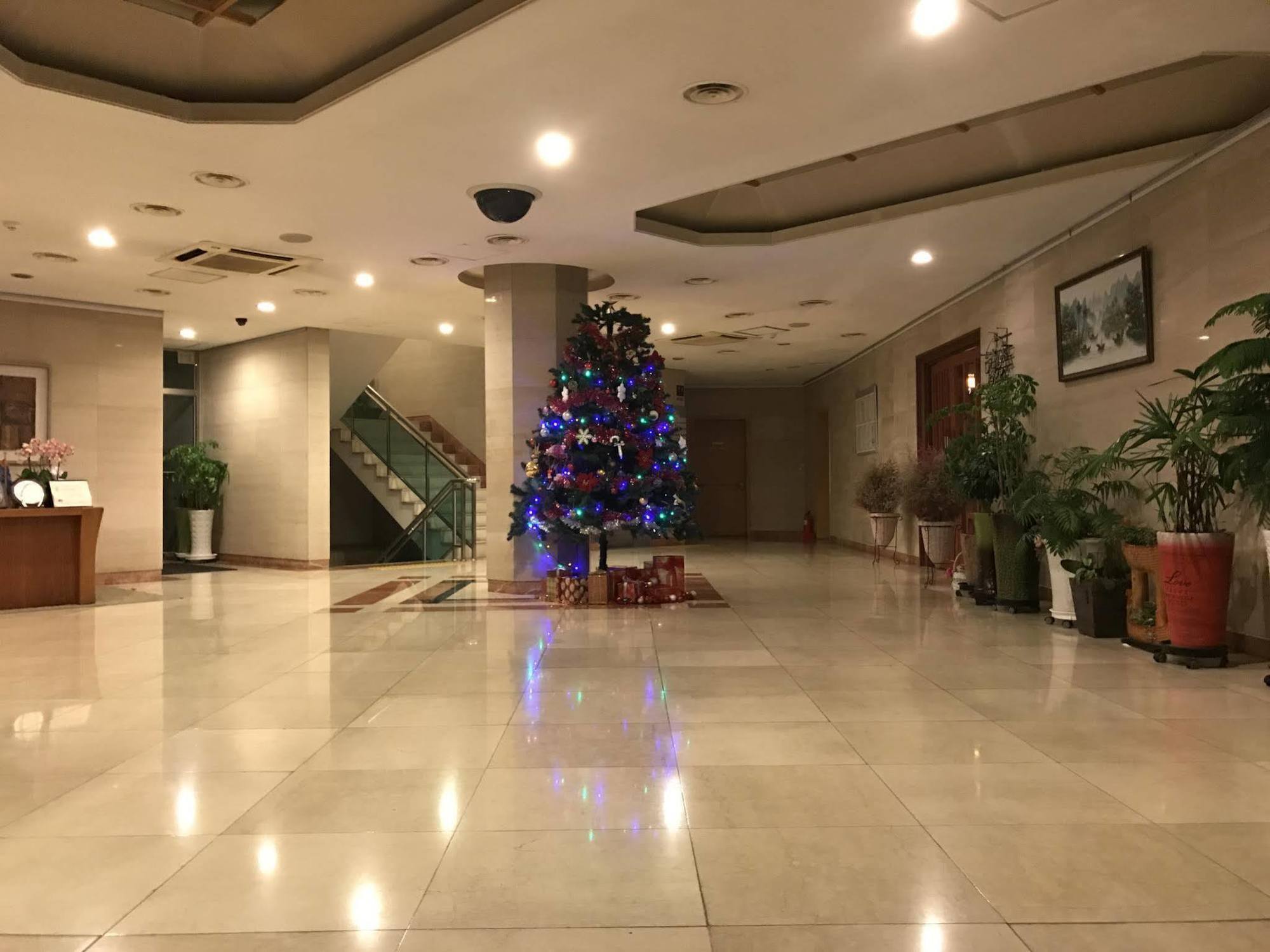 Hotel Ocean View Ilsan Ni Buitenkant foto